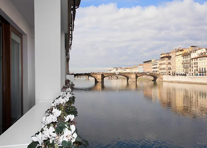 Apartment Unyca - Ponte Vecchio View