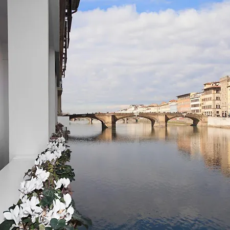Apartment Unyca - Ponte Vecchio View